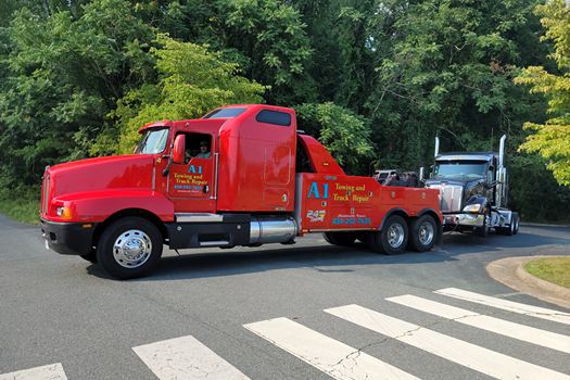 Tractor Trailer Towing-in-Waynesboro-Virginia